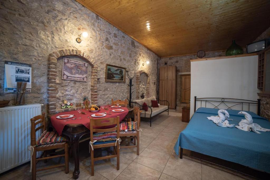 Menecrates Rustic - San Matteo Daire Ágios Matthaíos Dış mekan fotoğraf
